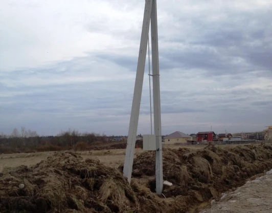 Монтаж и демонтаж опор линий электропередач и связи